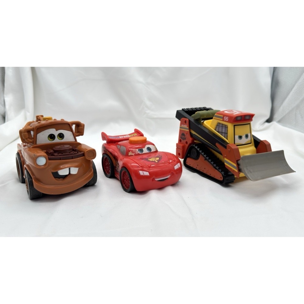 Disney Pixar Cars Planes Fire & Rescue Talking McQueen Tow Mater Avalanche Lot